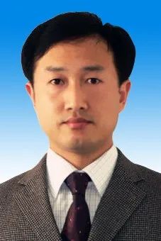 胡偉1副本.jpg